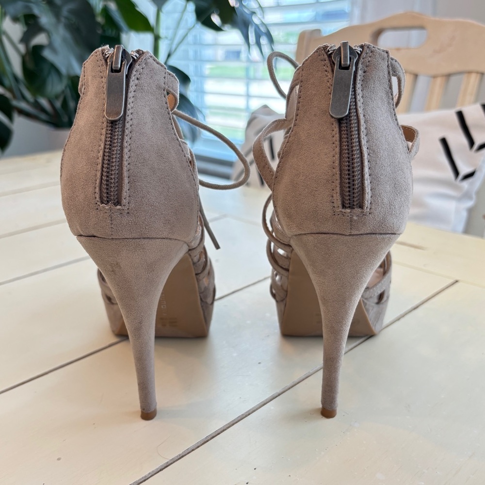 Chinese Laundry Strappy Sandal Heels Women’s 7.5 Beige Taupe - Picture 9 of 16